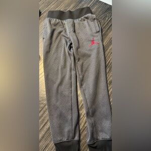 Jordan Kids Gray Jogger Pants only worn a few time boys size M